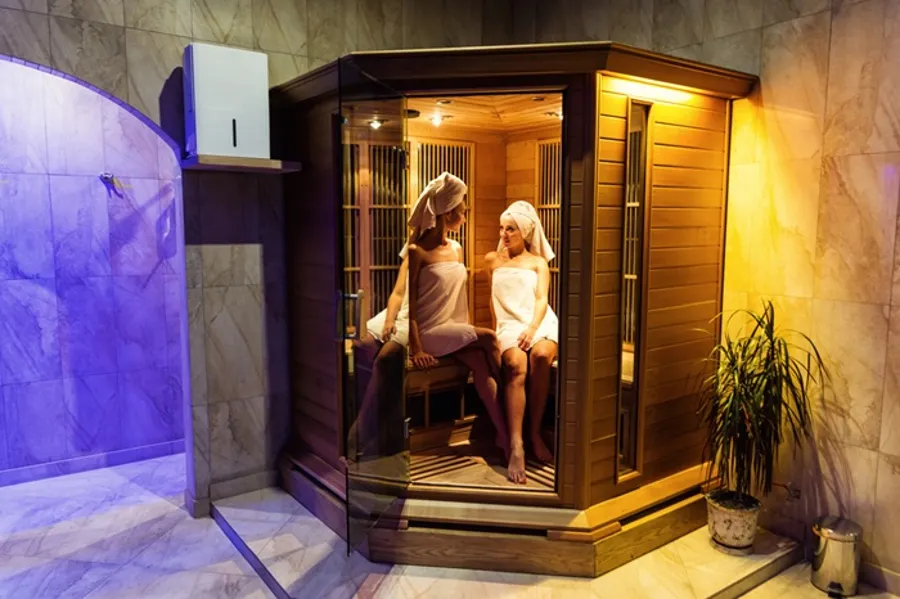 Infrasauna versus klasická sauna: jak vybrat typ pro vaše potřeby
